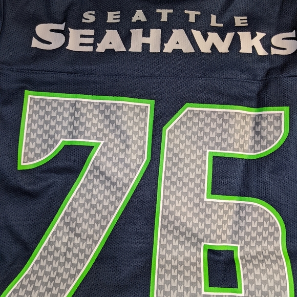 Seattle Seahawks jersey - Picture 2 of 3